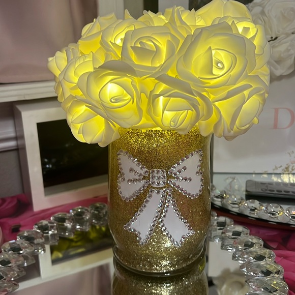 glammitcreations Other - Glammitcreations Light Up Rose Arrangement
